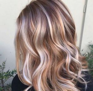 If you want to make your caramel highlights at home, you can do it